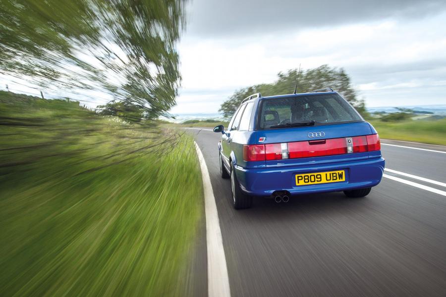  Audi RS2 (8C, B4) 1994 года  (UK) (фото 11 из 18)